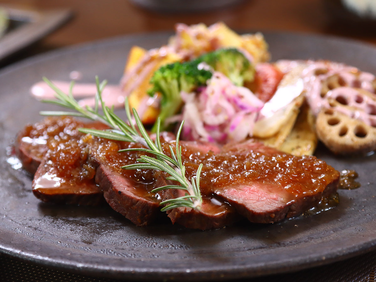 �y�f�B�i�[�z�������