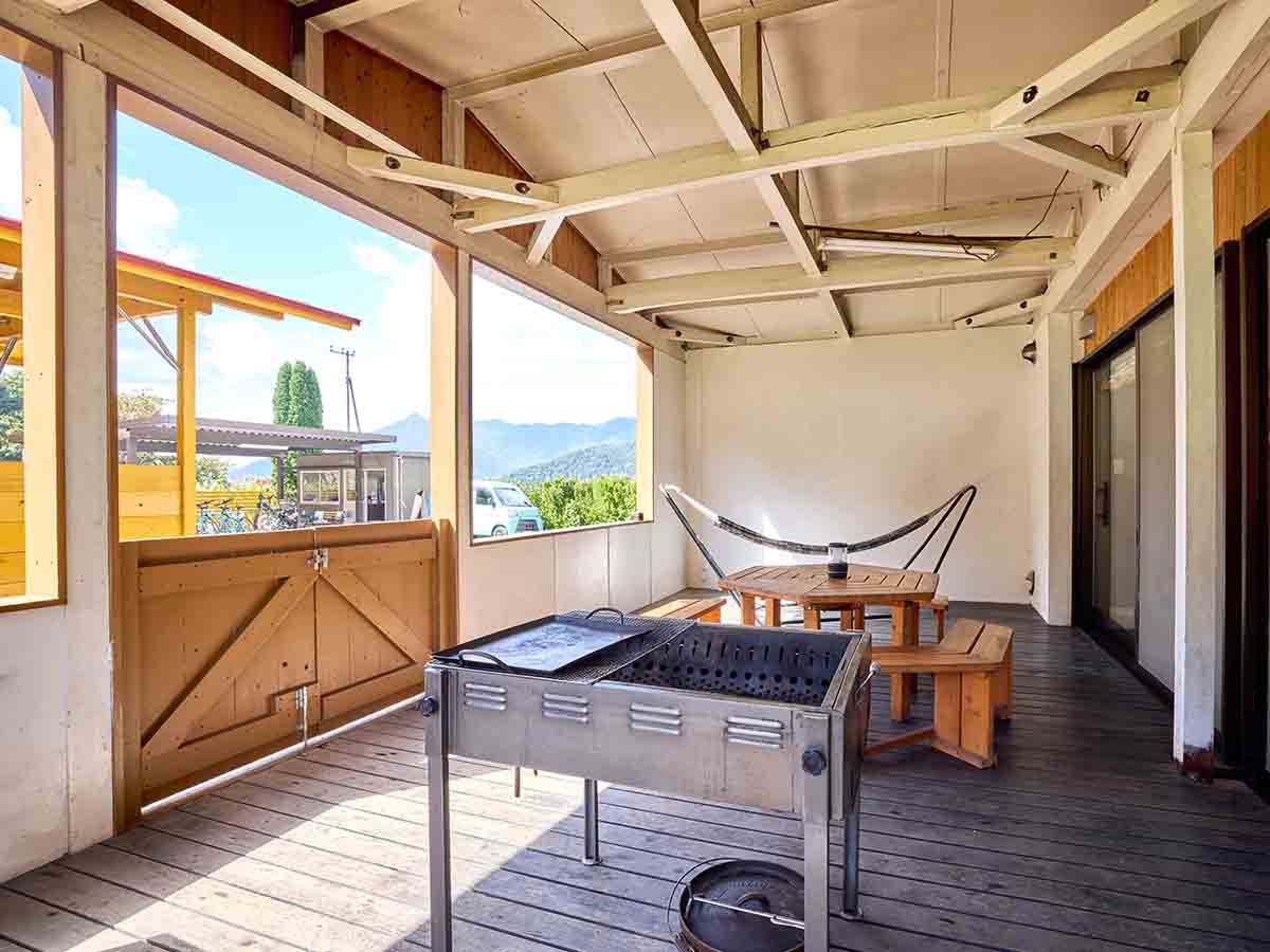 �E�y���B���F�E�b�h�f�b�L�zBBQ�╰���΂̃I�v�V�������p�ŃA�E�g�h�A�̌������[�����܂�