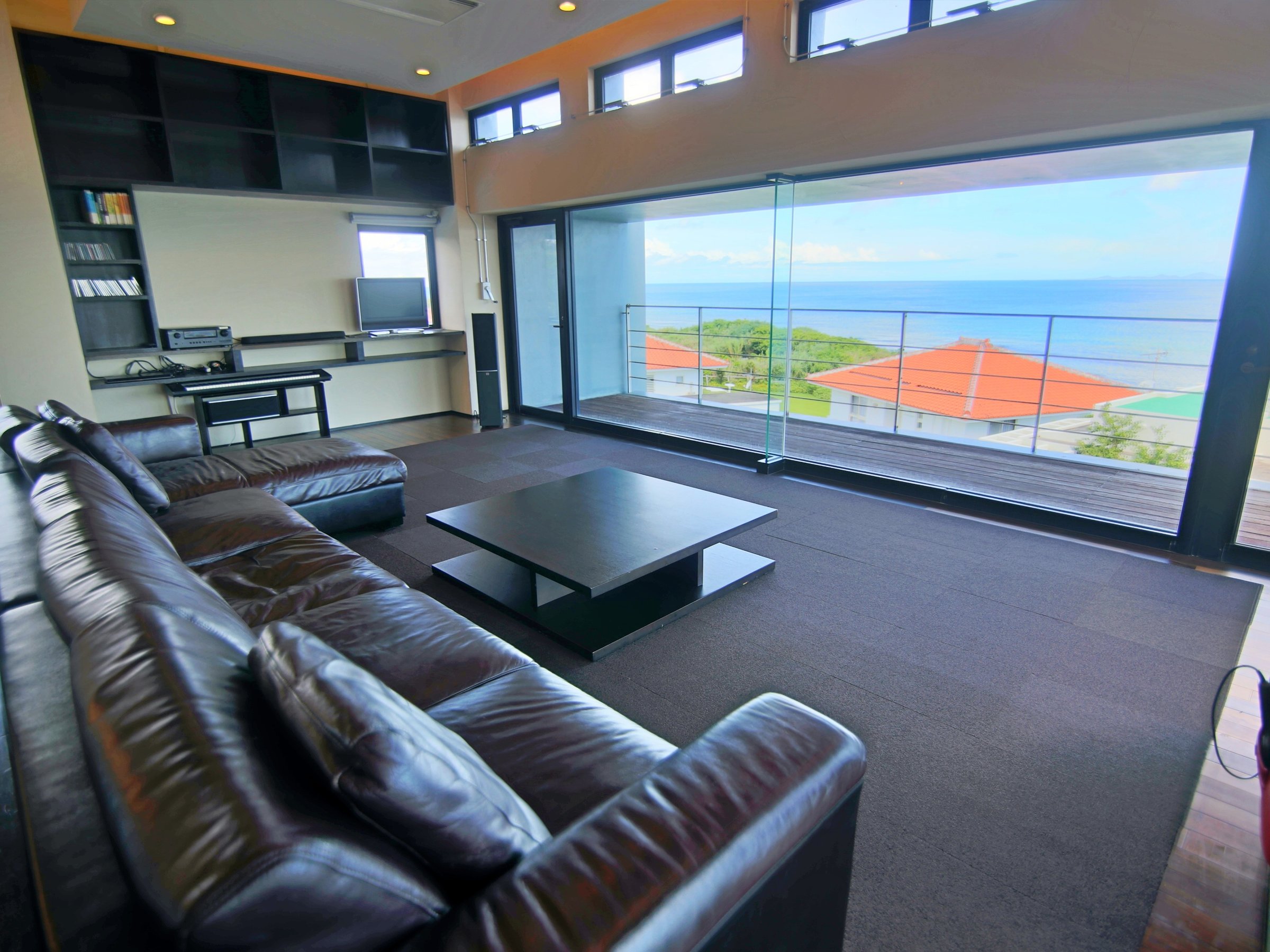 ���r���O���[��