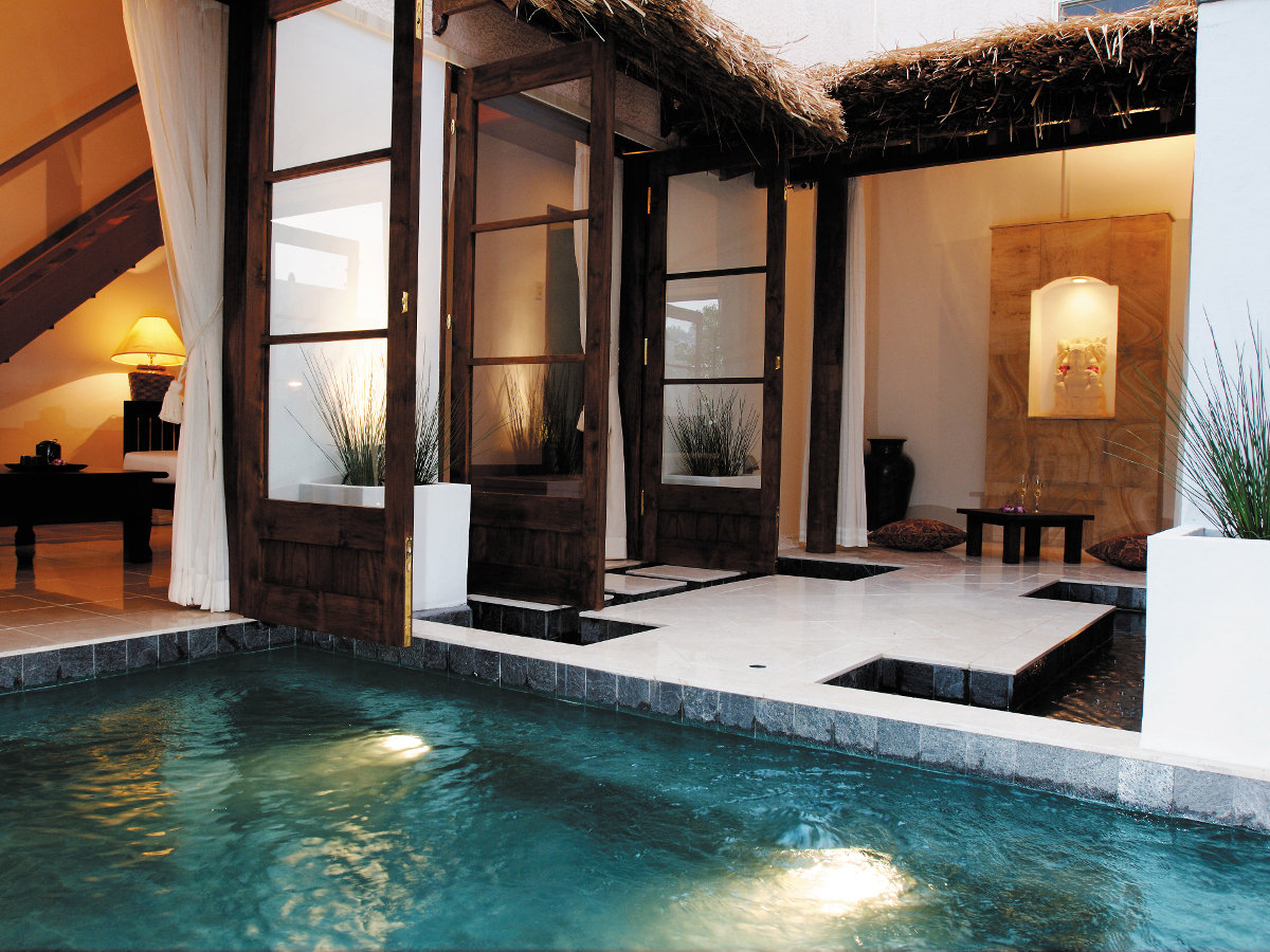 �y�o���X�C�[�g�z3m�~2.3m�̃v�[���̂悤�ȘI�V���C�ł�����䂭�܂Ŗ�����ā�