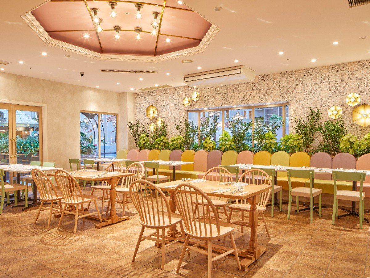 �����E�W�����_�� ���q�l�ɂ��ꂵ���\�t�@�[�Ȃ����p��(�C���[�W)