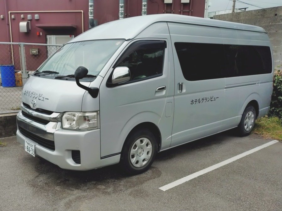 ���}�ԁ@���z�e���̐Ί_�̒��S730�����_�ɂ���o���z�e��