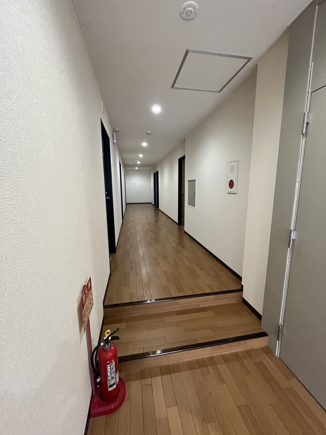 1F�L��