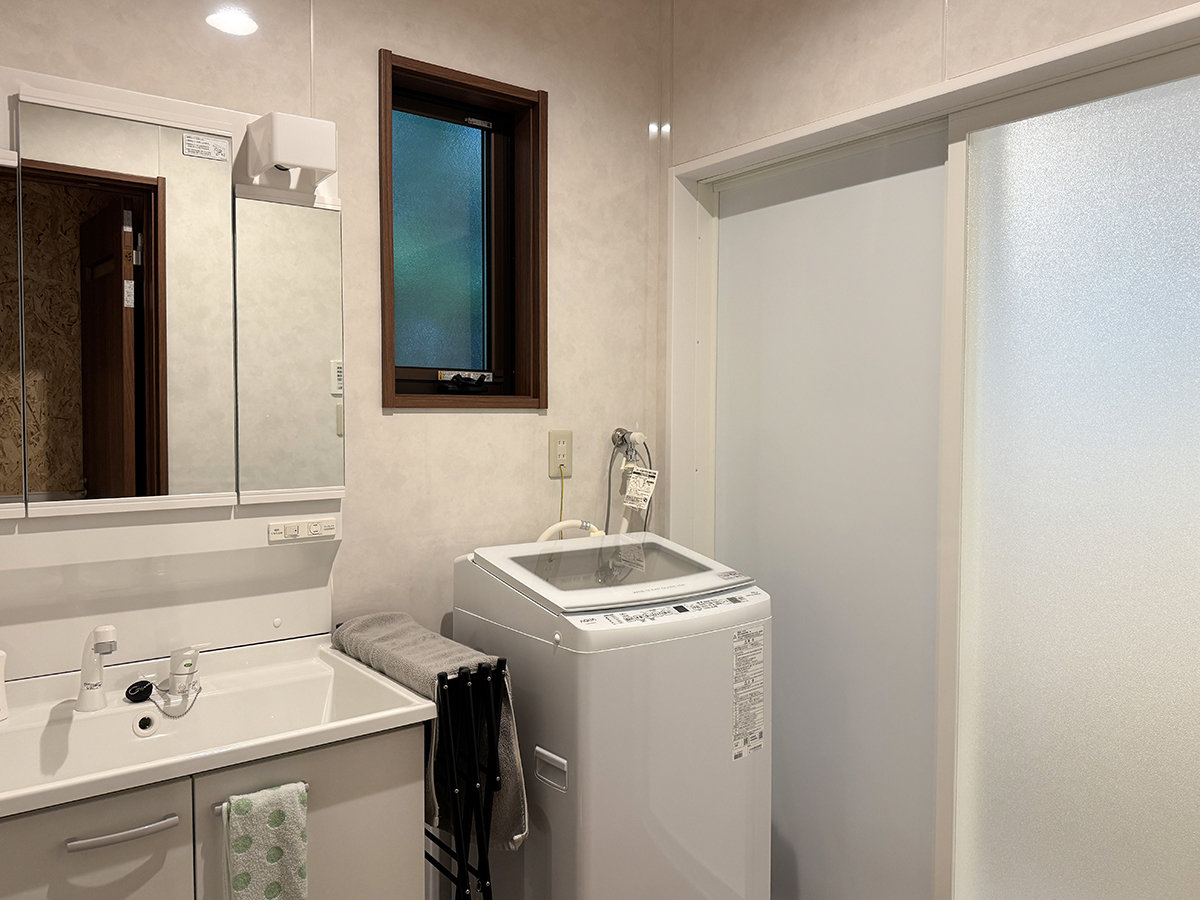 Eyʏz@pӁBVŉꂽɐ􂦂āA؍݂łS