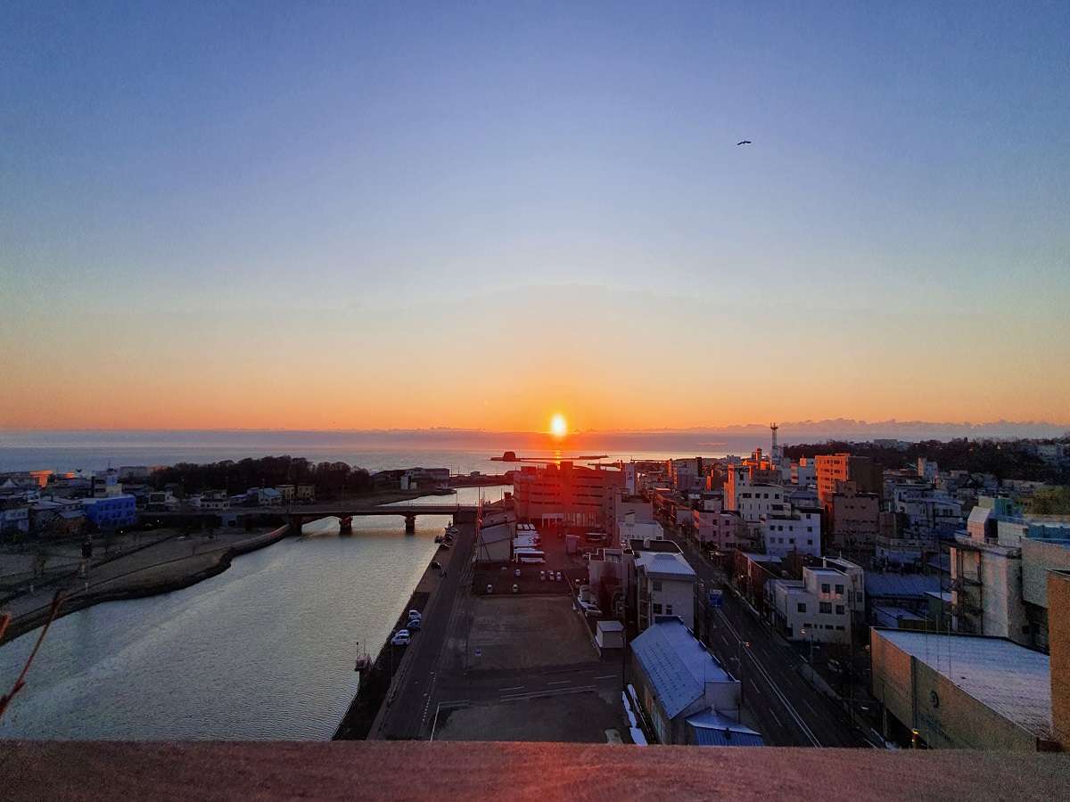 ◆露天風呂眺望◆ 網走川・オホーツク海・知床連山が一望できます。朝方の眺望がスタッフ一押し!!