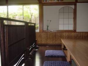 ���H�������Ă��������H��