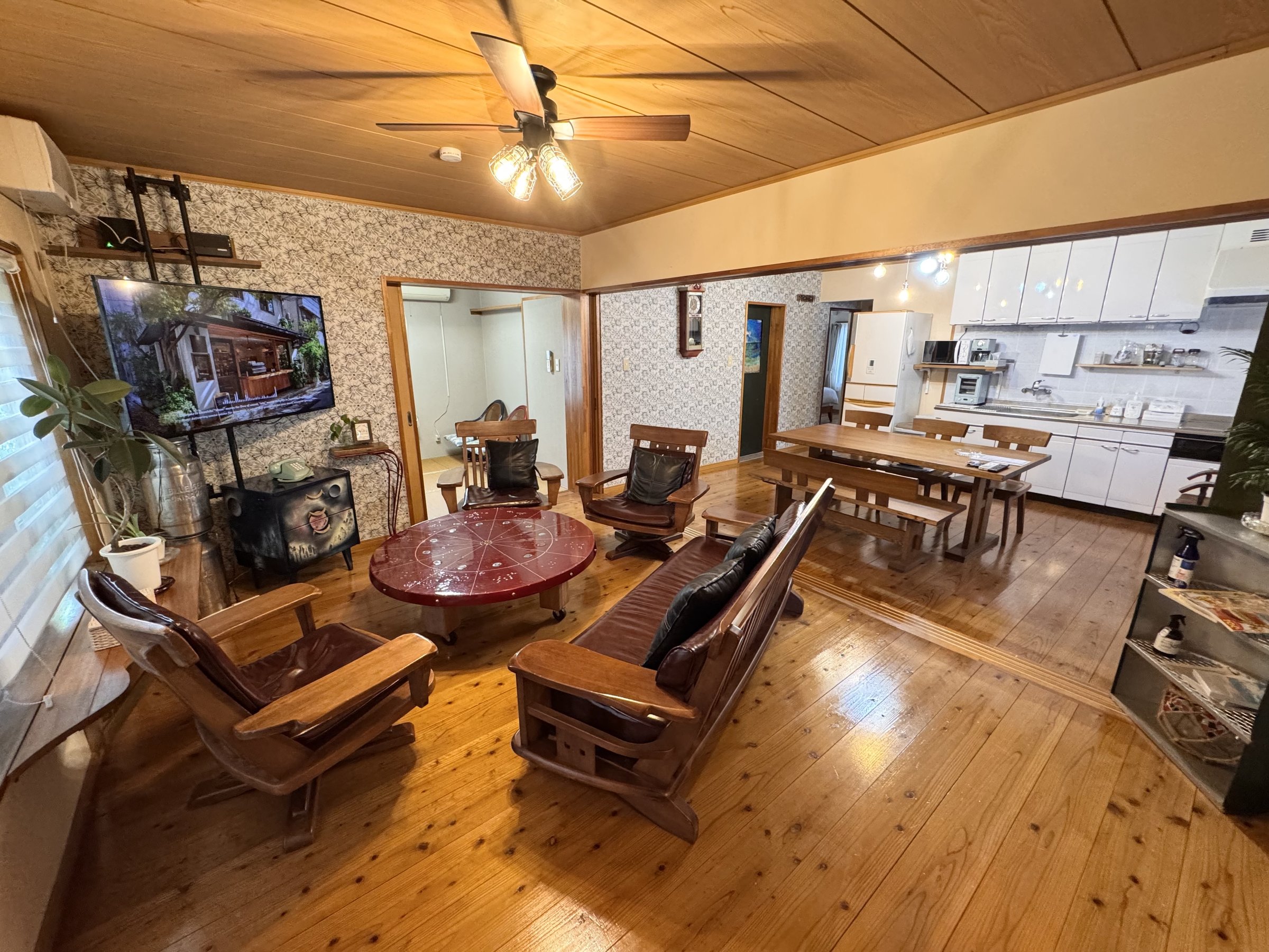 ���r���O�E�_�C�j���O