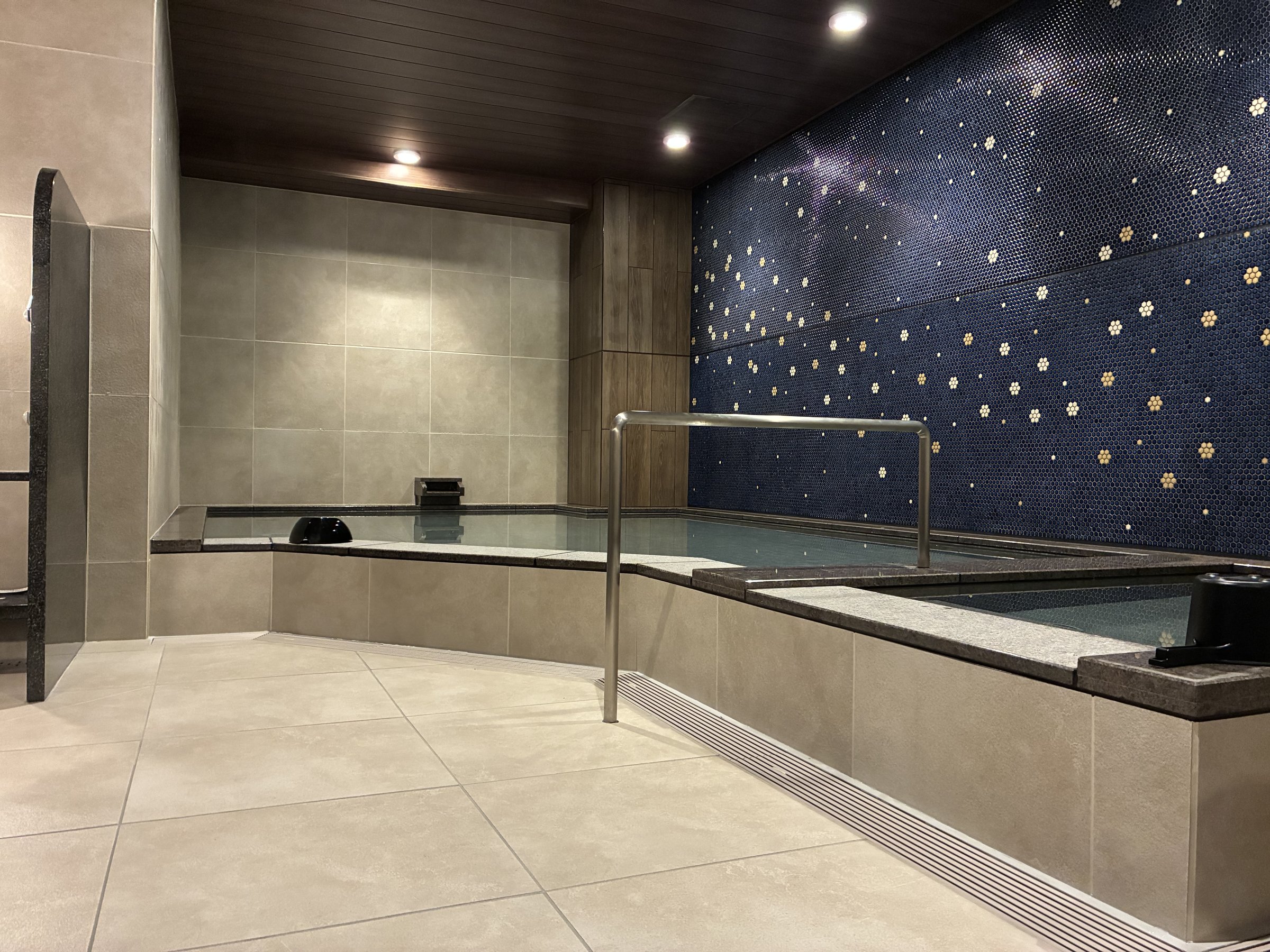 �����嗁��