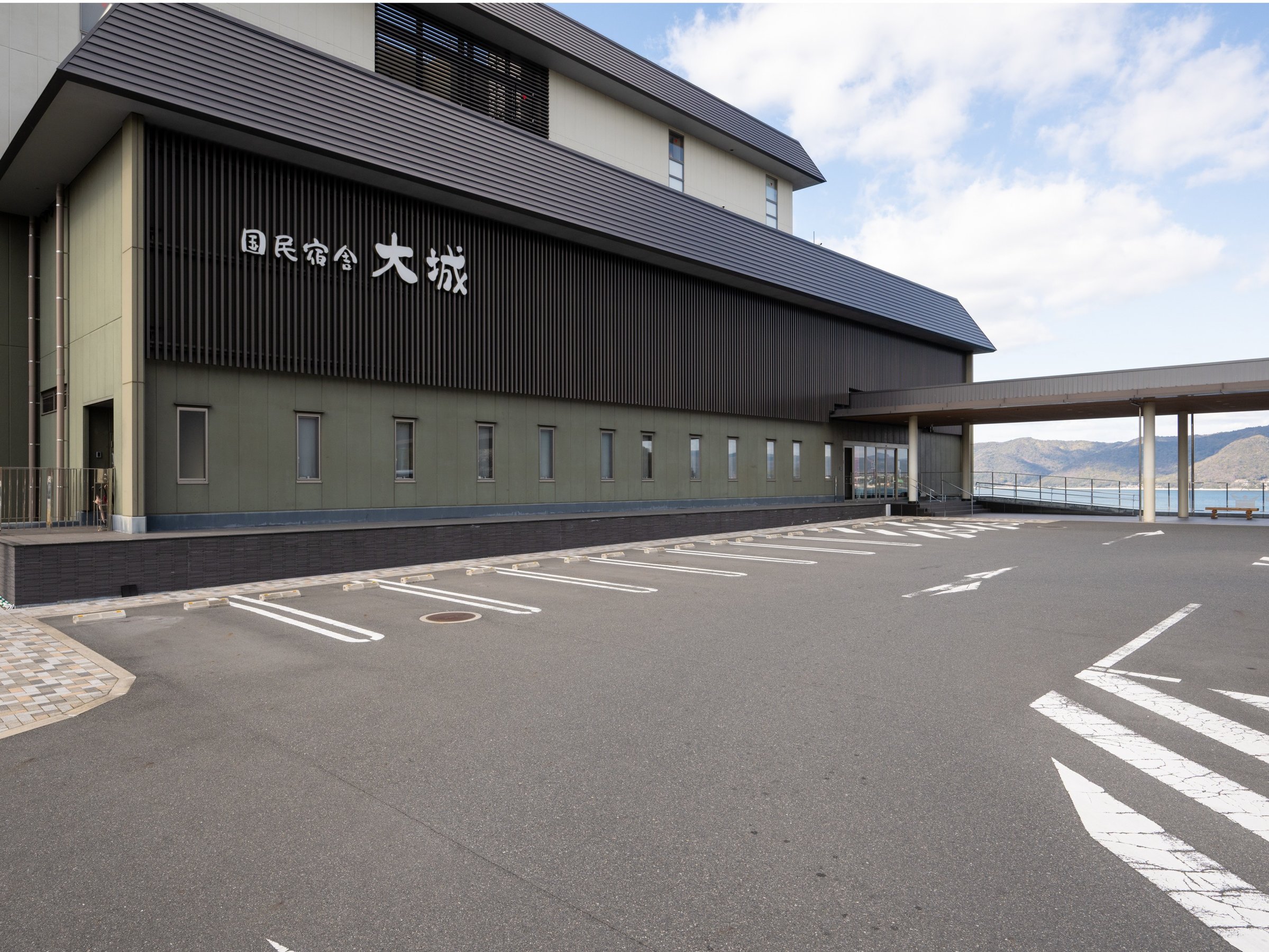 �����h�ɑ��