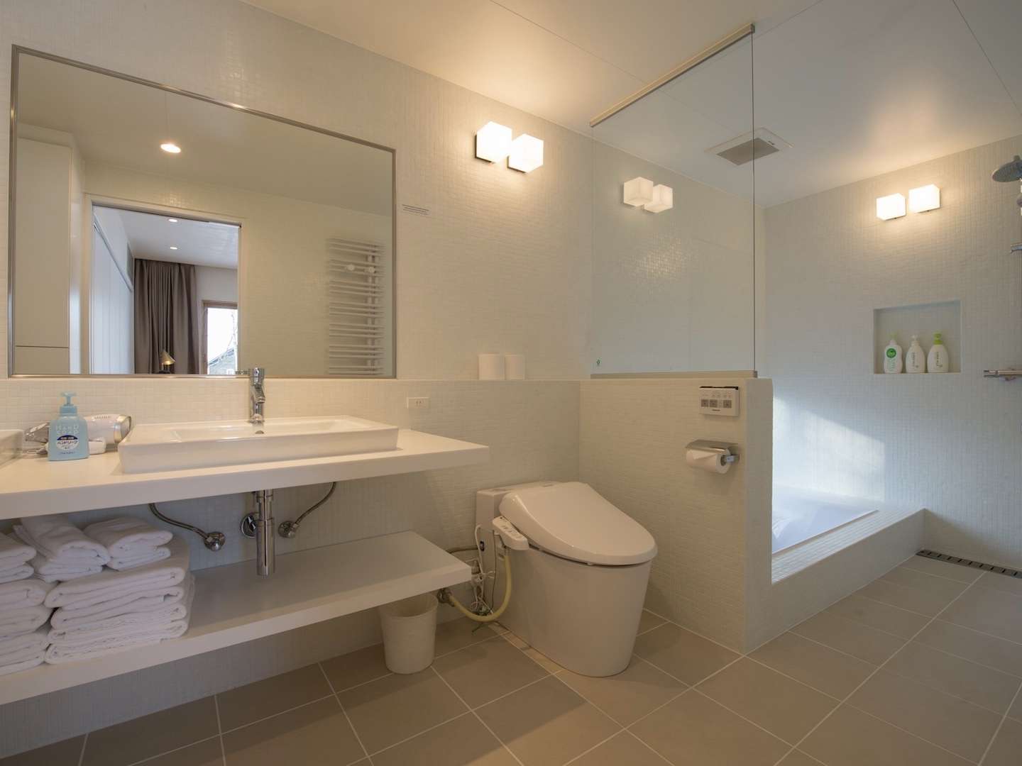 �}�X�^�[�o�X���[��