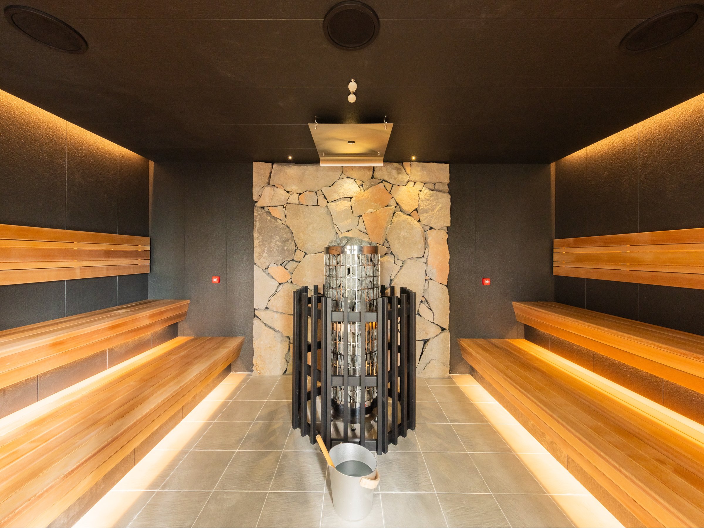 �y�V�݁z�����T�E�i