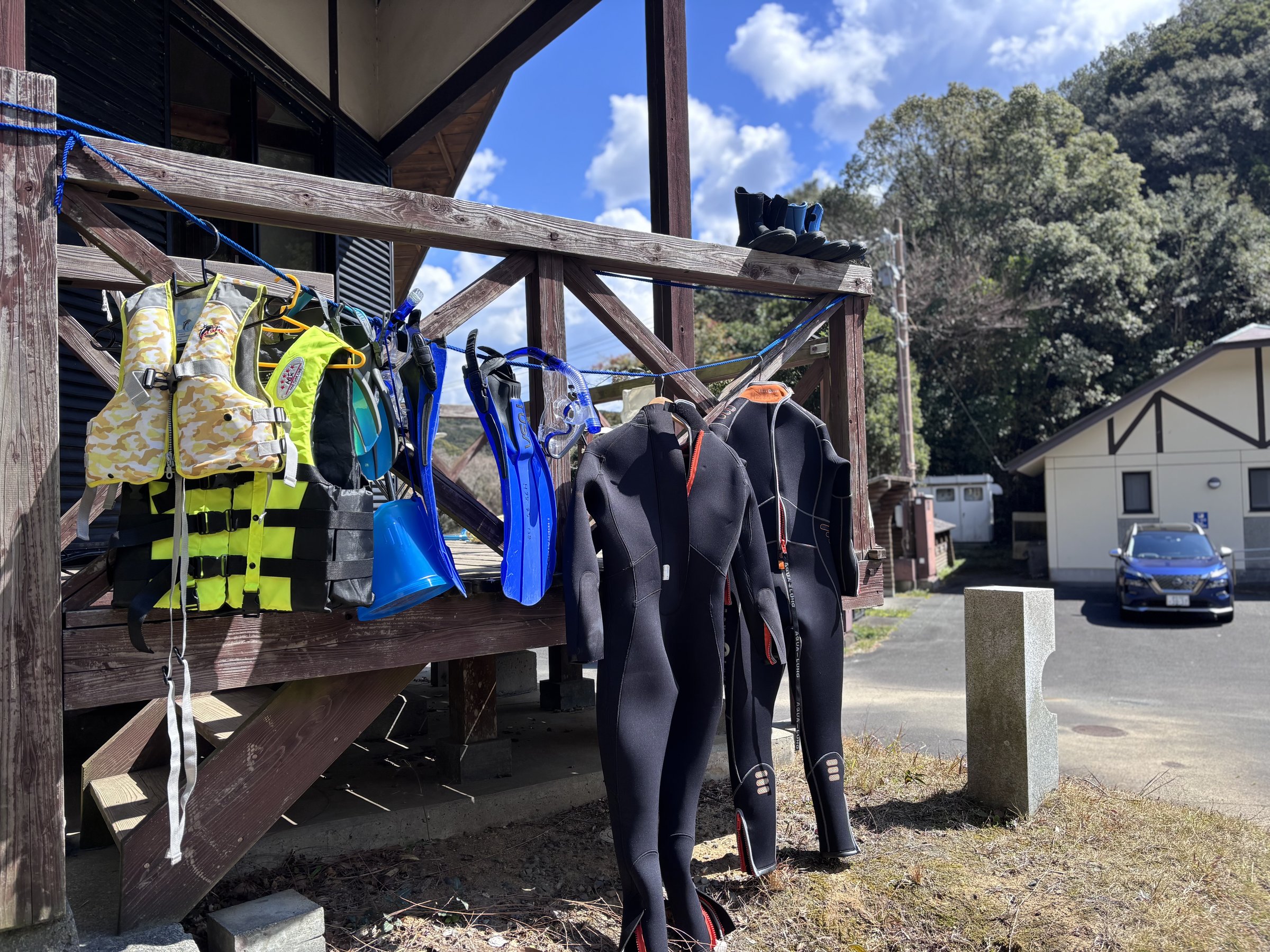 �}�����A�N�e�B�r�e�B�M�A���g���|���I