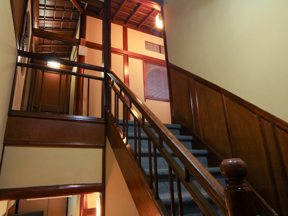 #�ٓ�_�������N�Ɍ��Ă�ꂽ�O�g�فB�ٓ��͑吳�Q�����Y�����͋C�c�� 