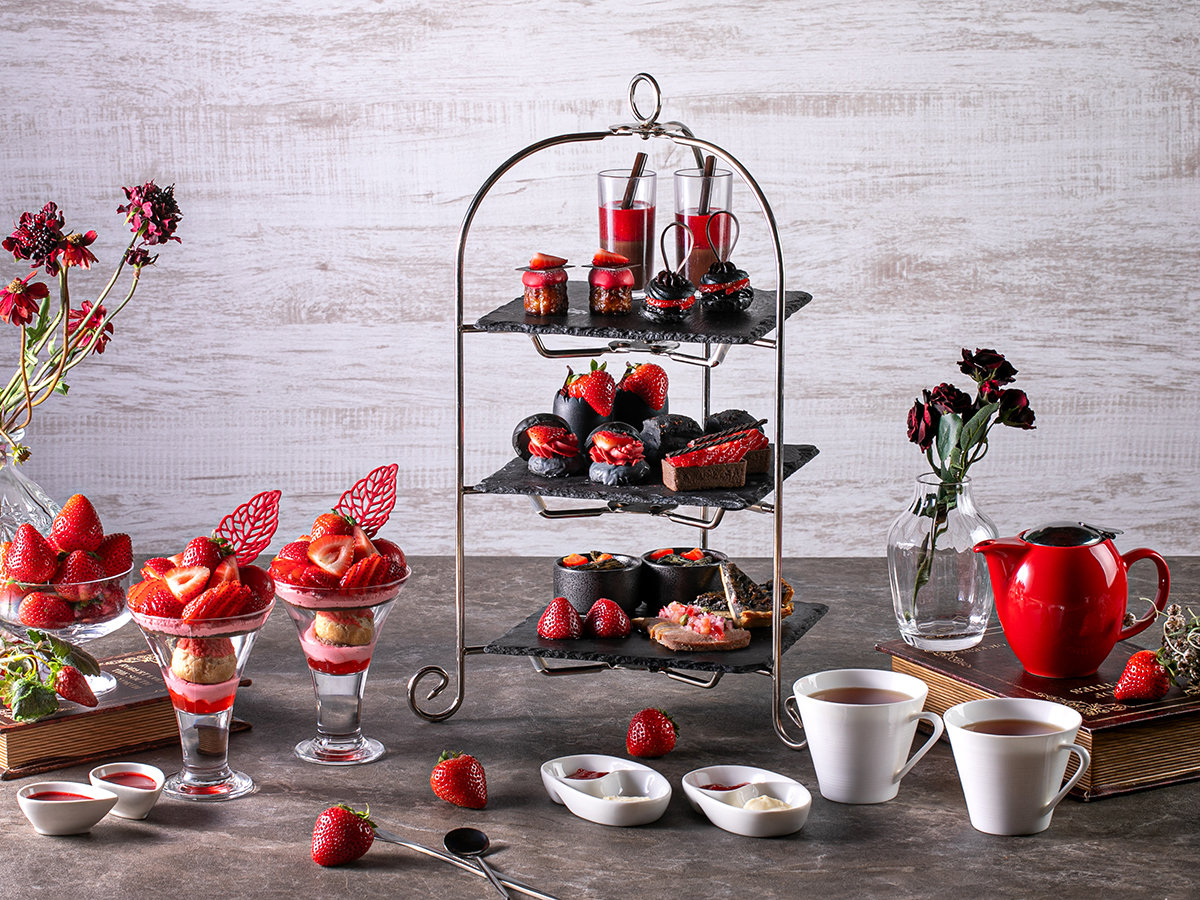 Strawberry Afternoon Tea Black�~Red ���ԁF 2025�N12��26��(��) �` 2026�N02��28��(�y)