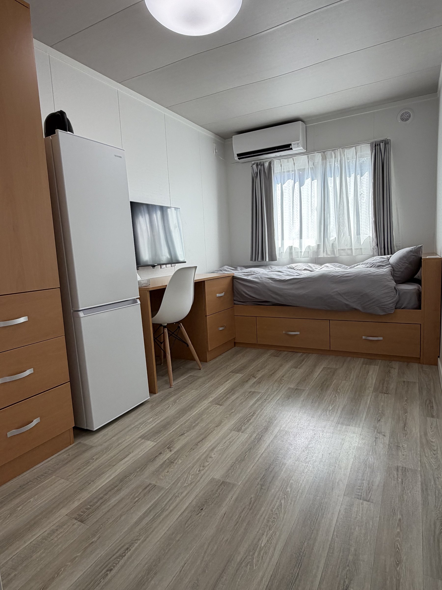 Vz̐ȋq15ûƂԁBfXNE①ɁE[A؍݂K