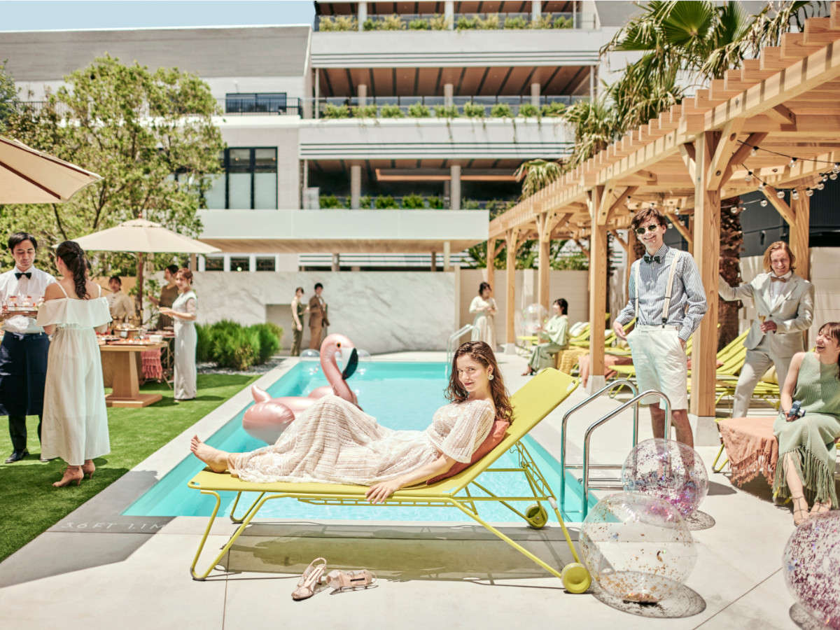 WEEKENDHOUSE�v���C�x�[�g�v�[���ɂāE�E�E