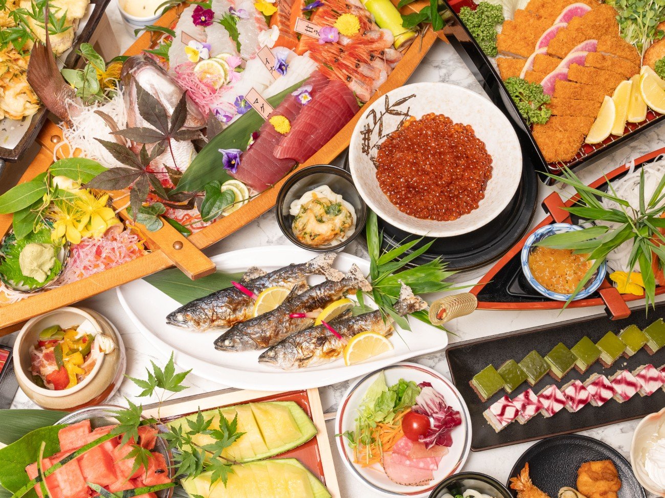 ���������I�́w�n�Y�n���̐V�N�Ȏh�g�x�w������x�w�X�e�[�L�x�w�V�Ղ�x�Ȃǂ��H�ו���