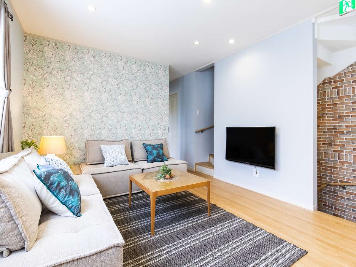 ���r���O�X�y�[�X