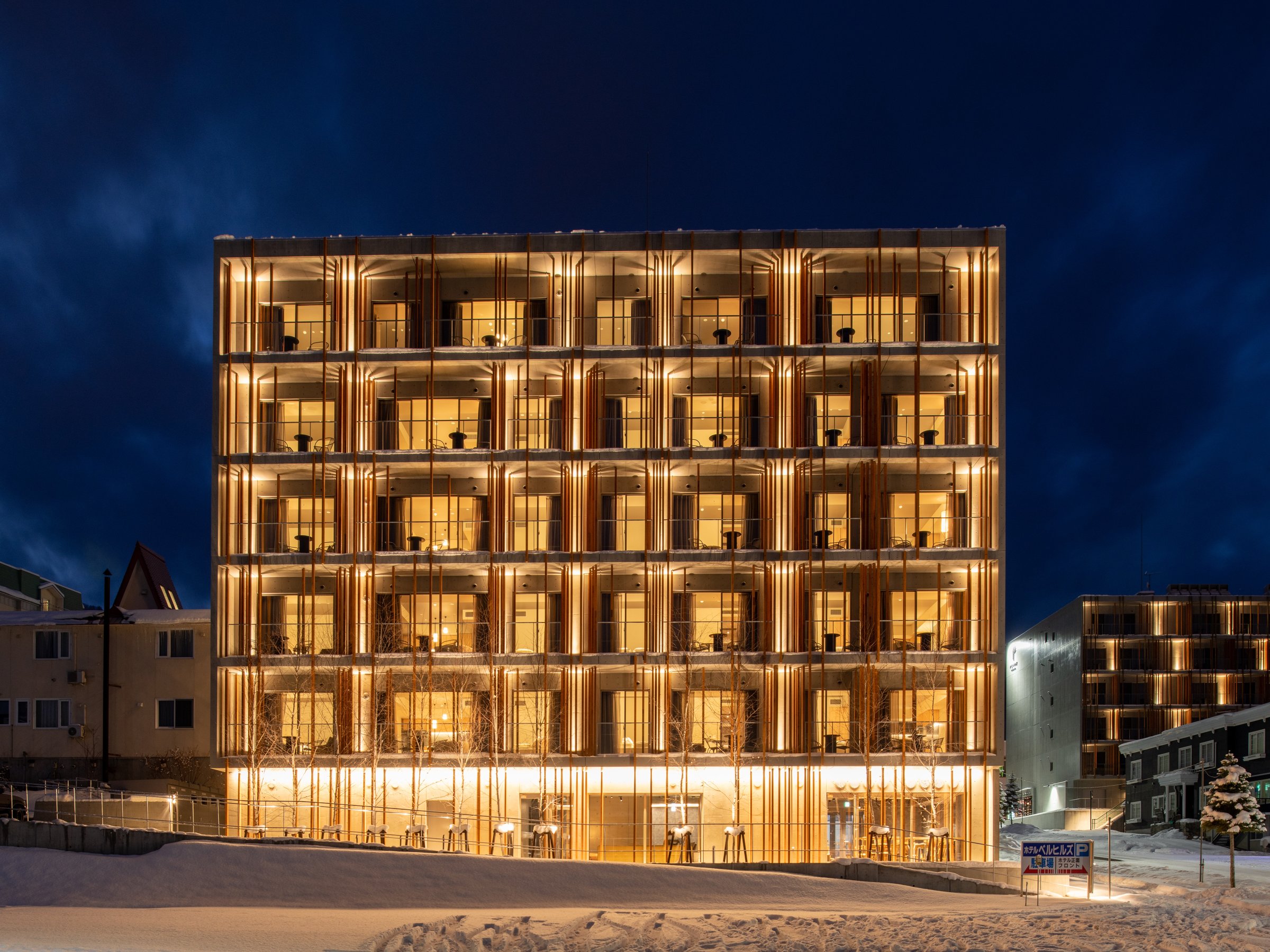 �t�F�j�b�N�X�E�G�X�g�b�O��