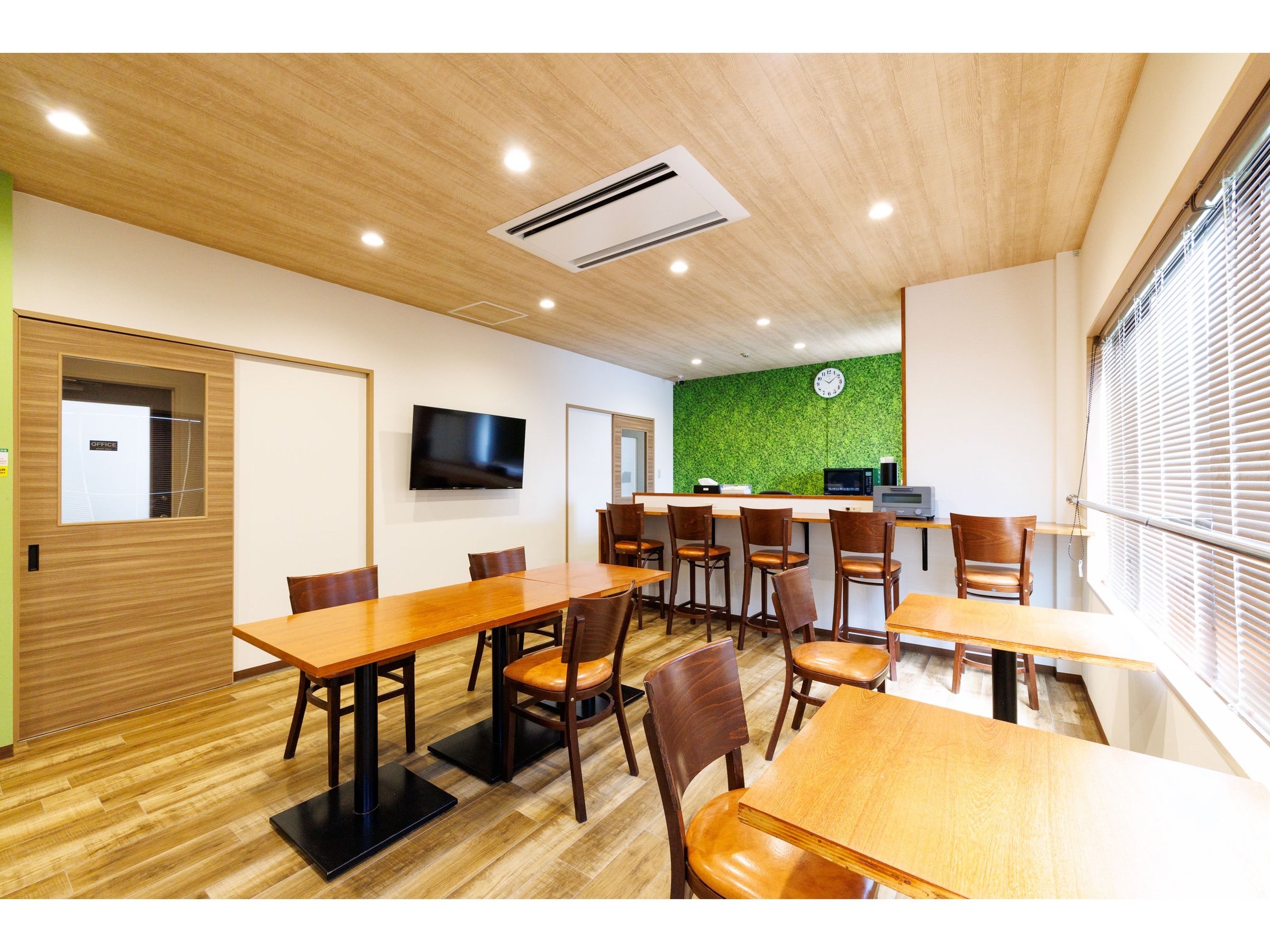 EypLb`zH͍LXƂƂ肠Ԃł̂ŁAƂ߂܂