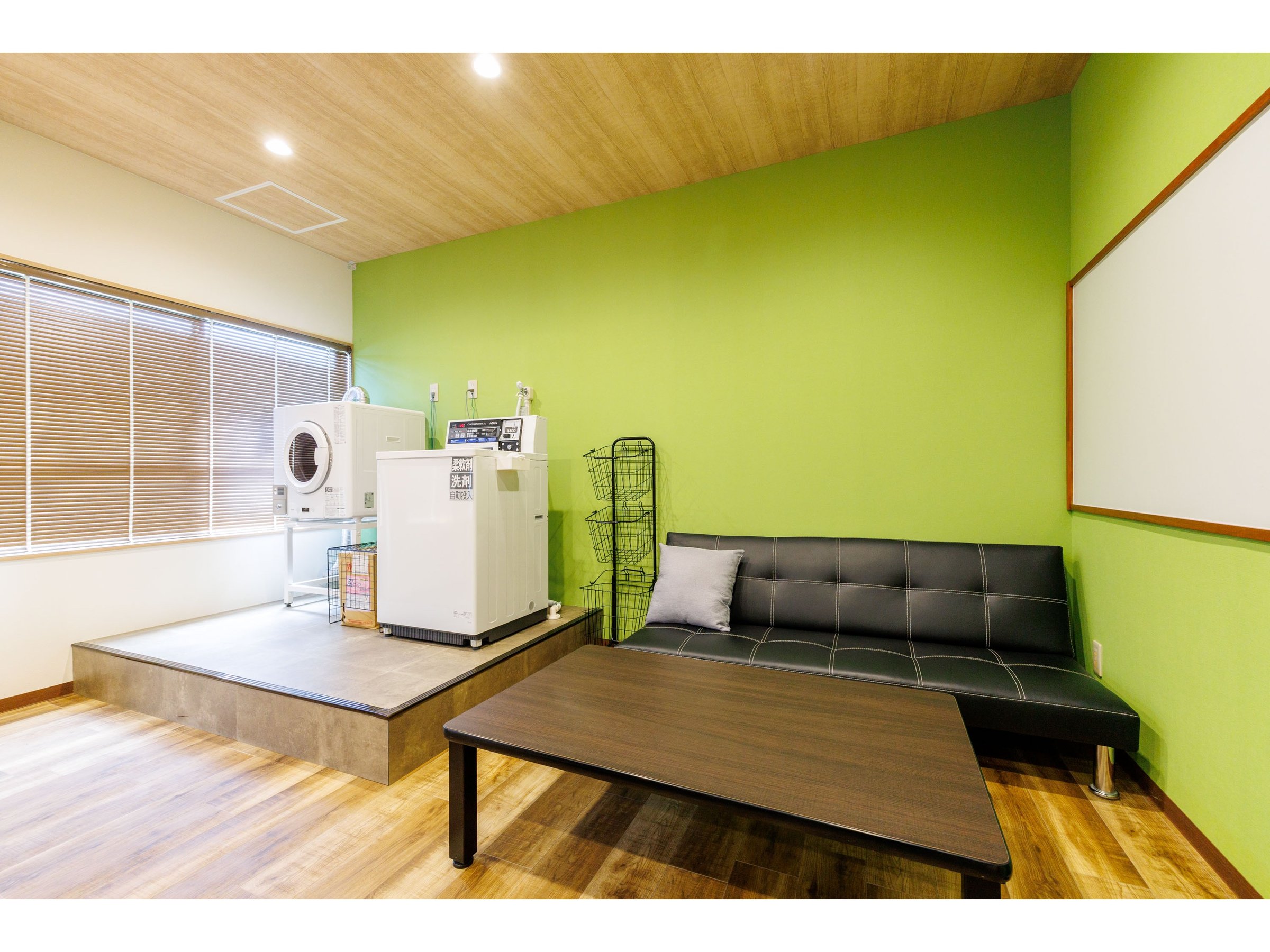 Eyph[z@Ɗ@Ă܂iLjB؍݂AłSł