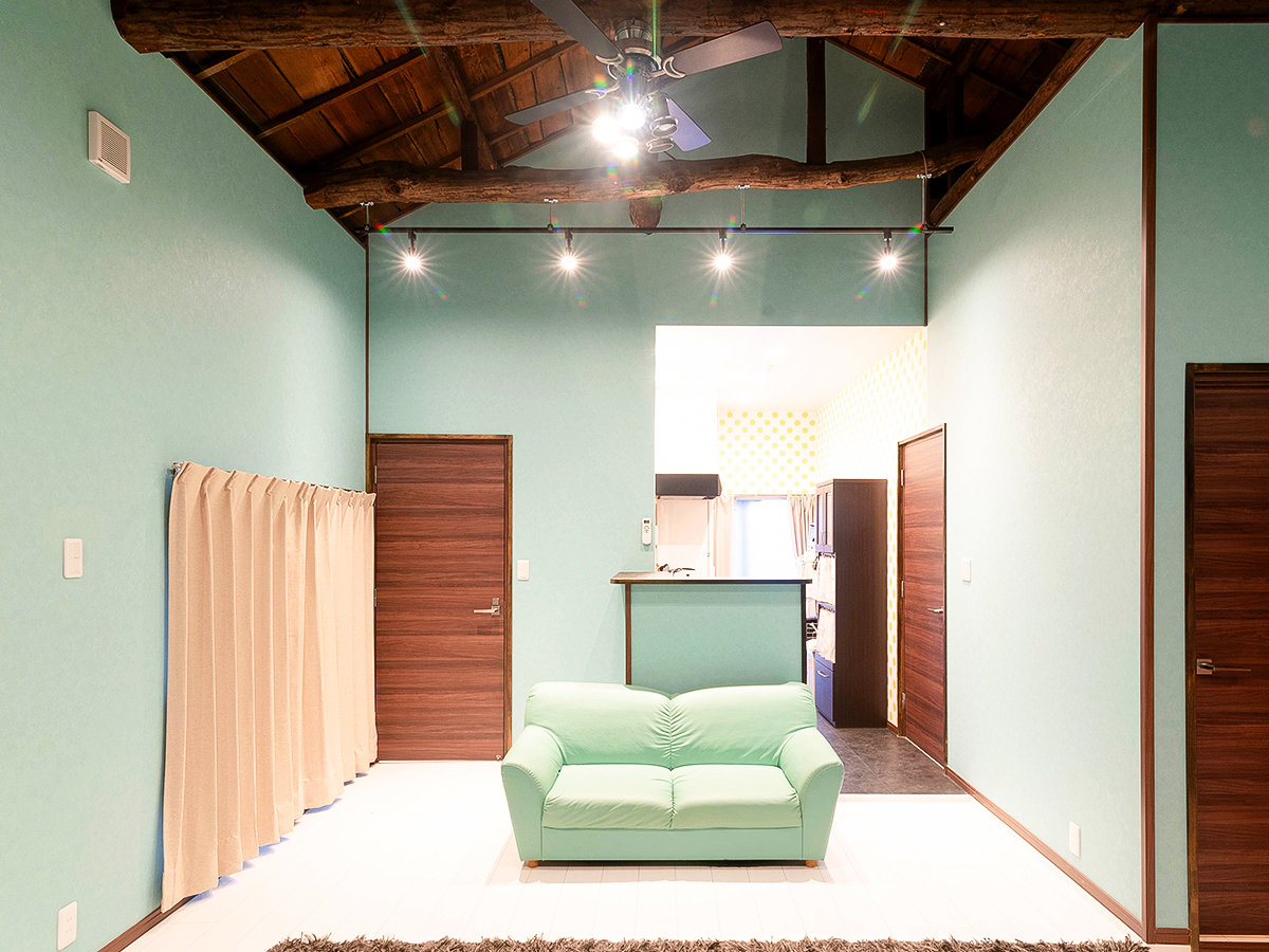 �E�y�������z�y�p�[�~���g�O���[���̕ǂ���ۓI�B�R���p�N�g�Ȃ�������K�ȋ�Ԃł�