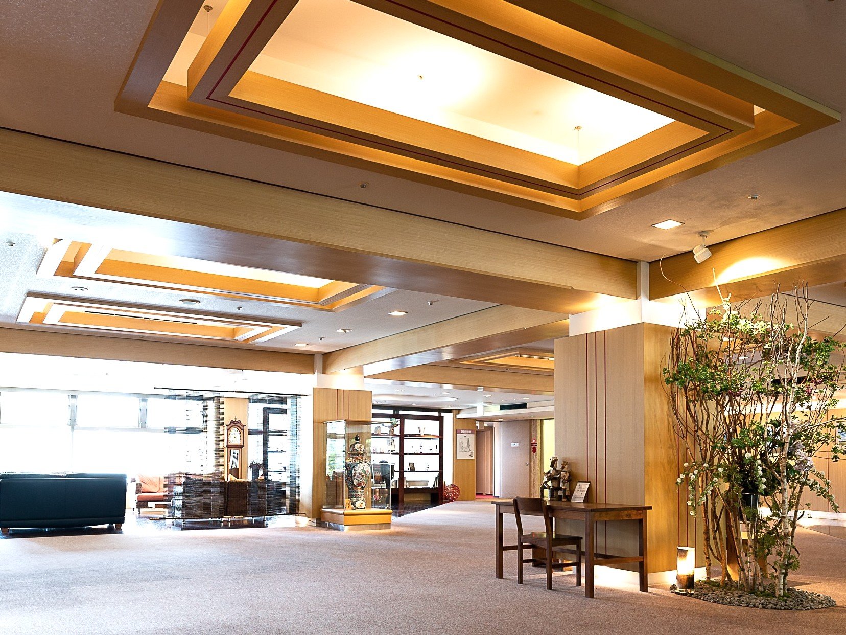 �z�e�����r�[