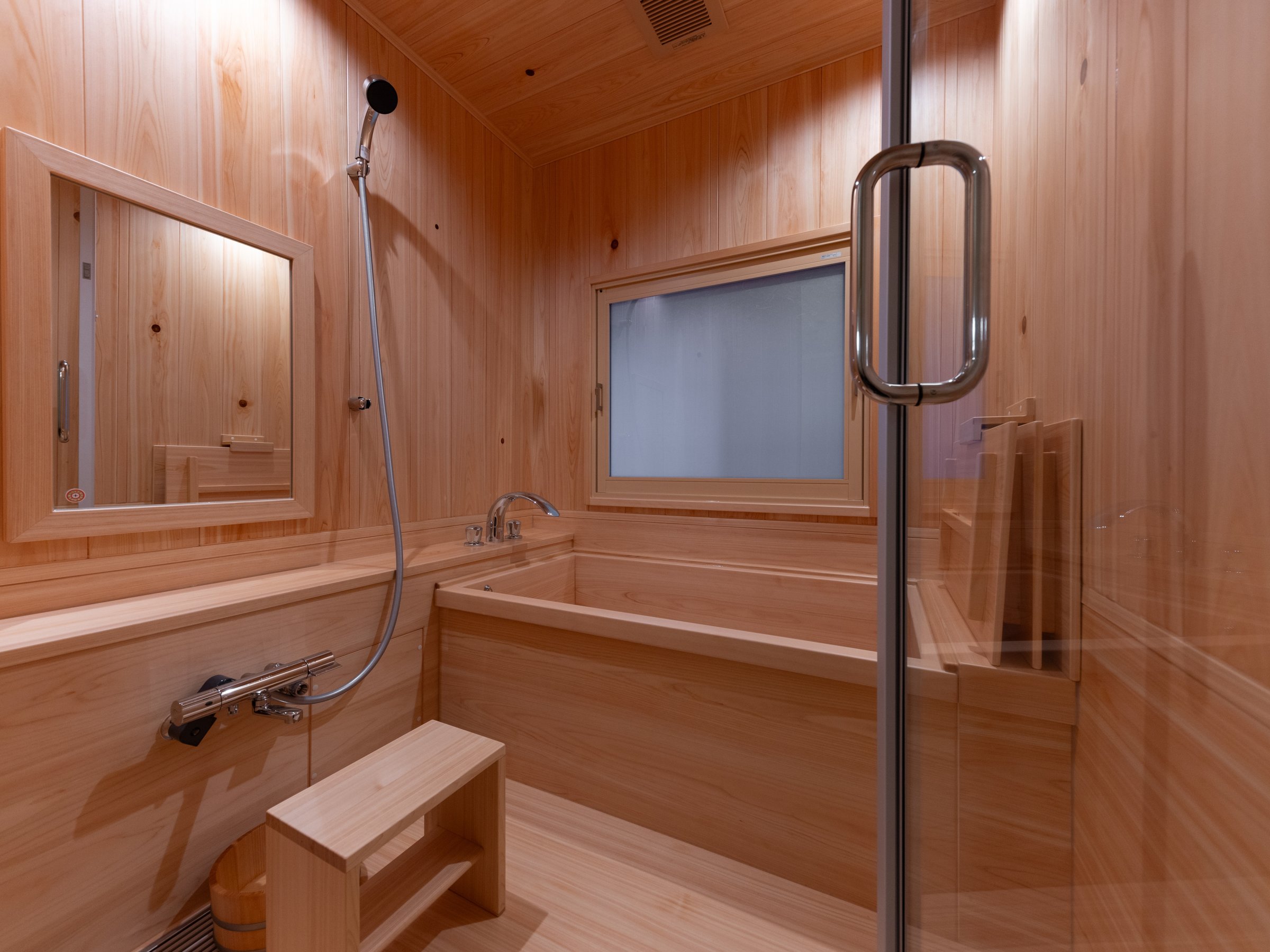 �q���U�@�g���v�����[���@����