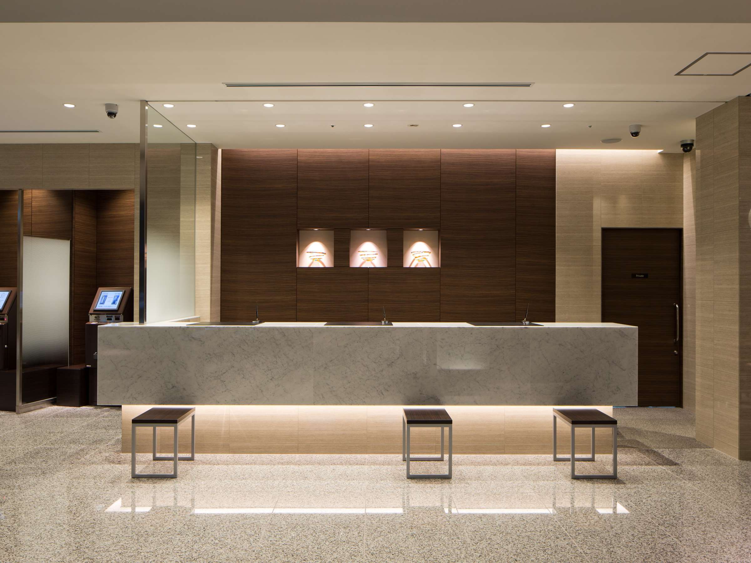 �t�����g�J�E���^�[