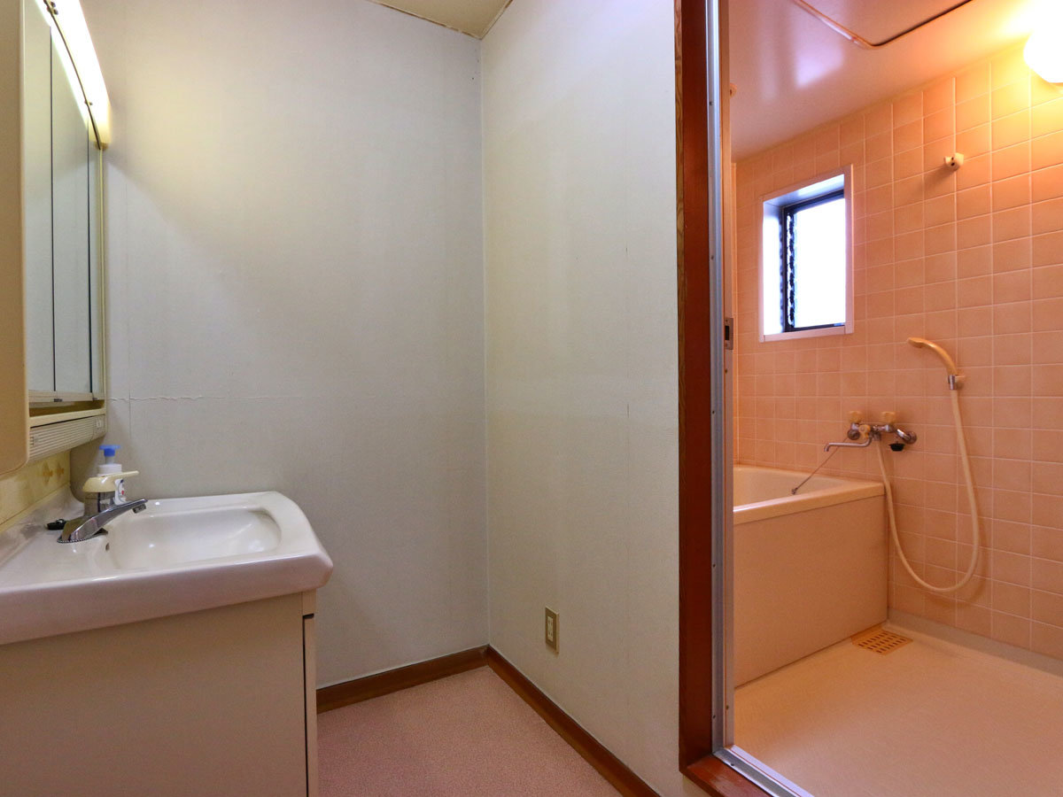 �y�q���z�e�����Ƀo�X�E�g�C���t���i�ꕔ�̂������̃g�C���͐��@�t���ł͂���܂���B�j*