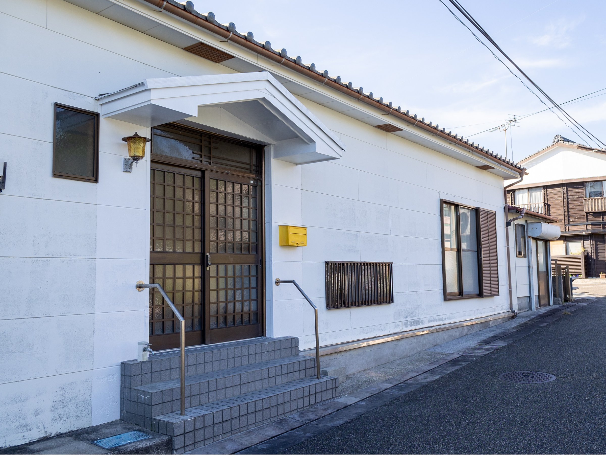 BBQXy[XELb`EvWFN^[EWi-FïꌬƁB