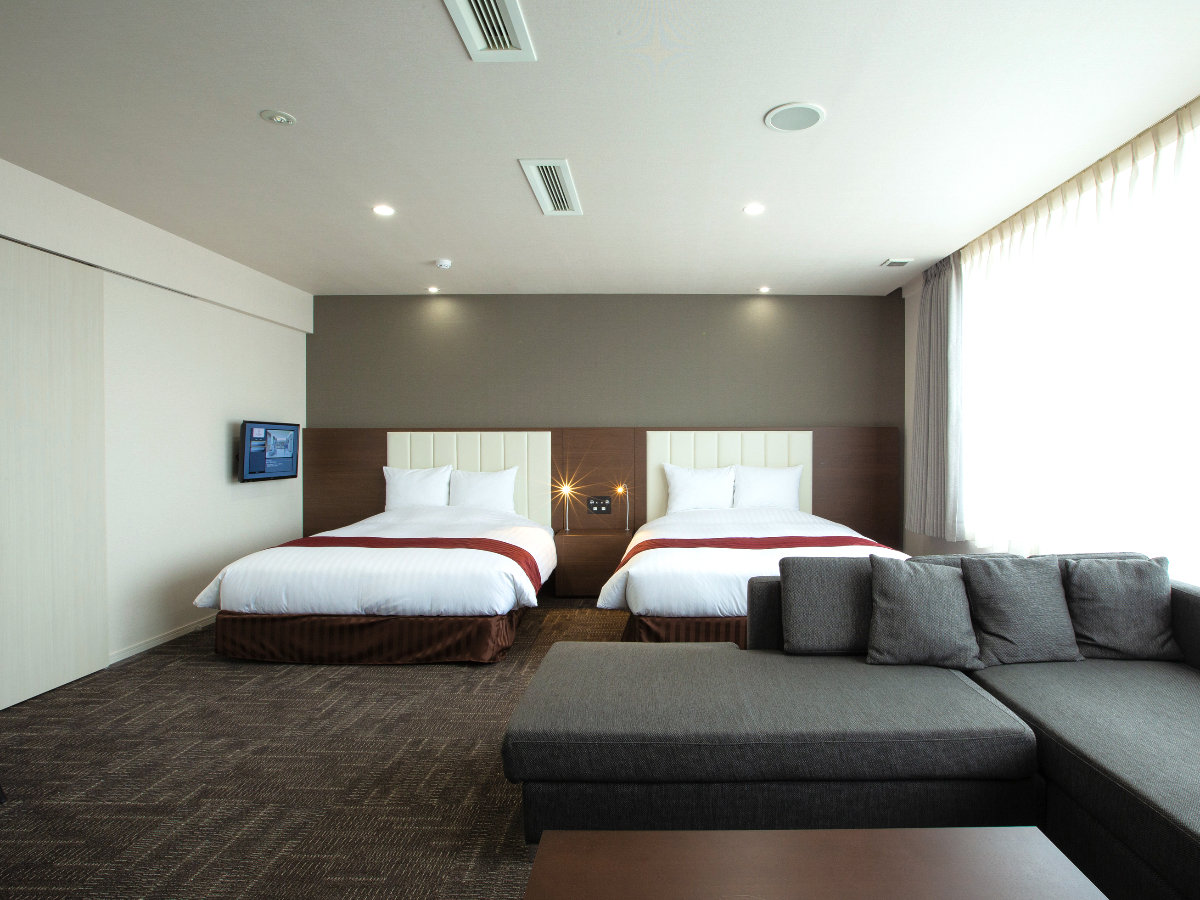 140cm̃VYАxbh2ƂƂڃXy[XA50uȏ゠WjAXC[g