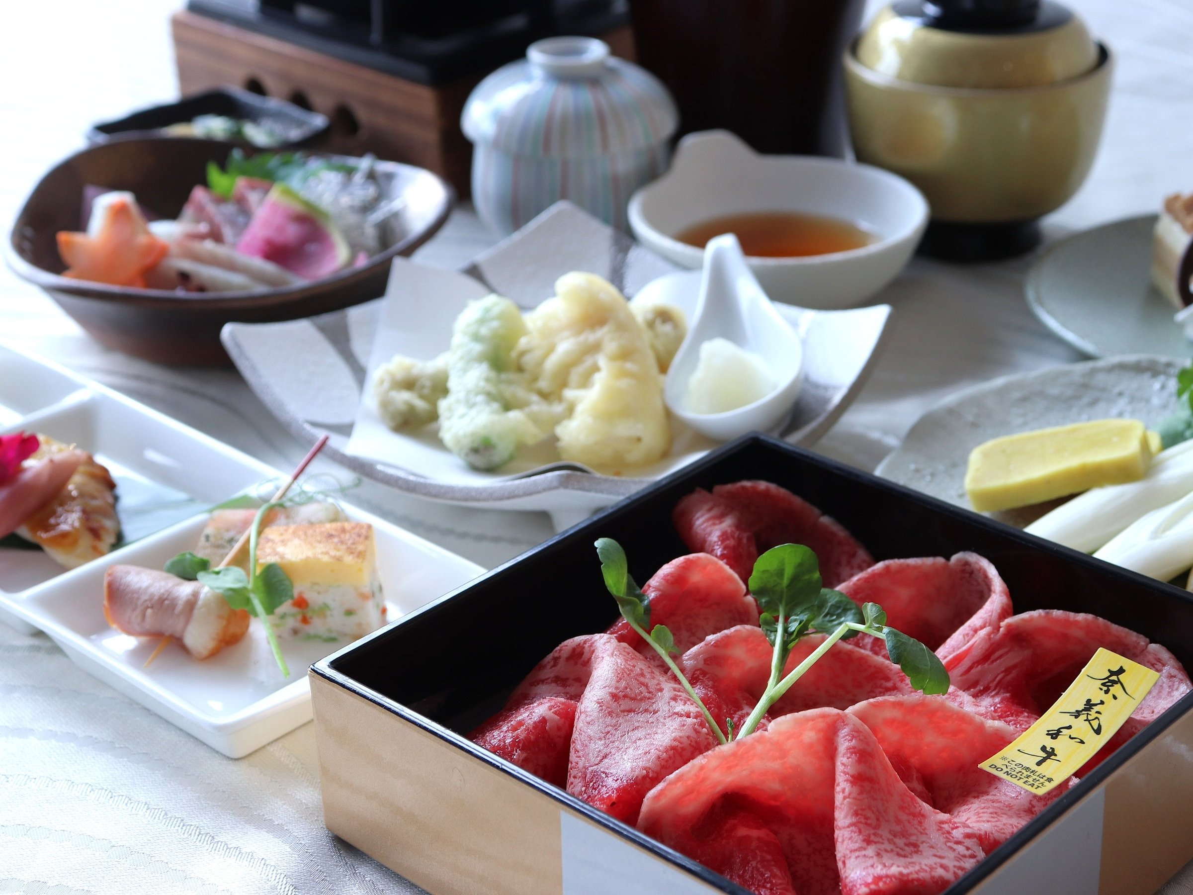 �G�߂̉�ȗ����i�摜�̓C���[�W�ł��j