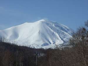 ��œ��X�Ƃ����~�̐�ԎR