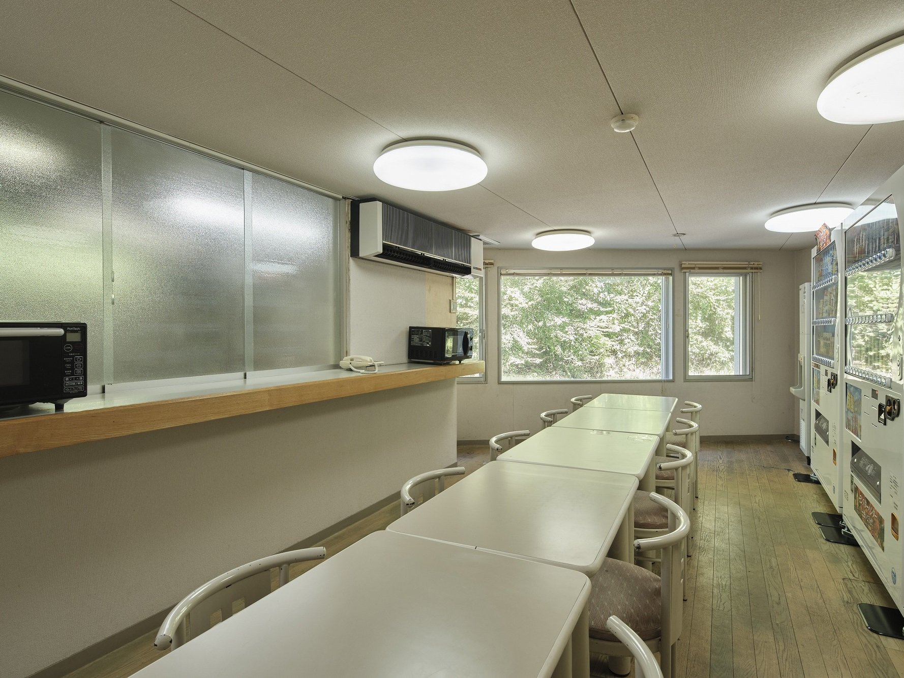 dqWEH[^[T[o[A̋@iAAR[AJbv˓j4Kt[Xy[X