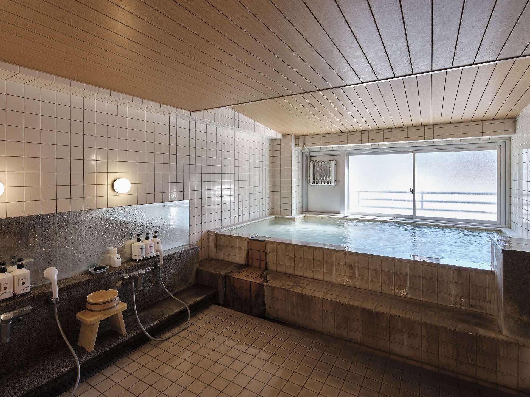 wّ̓嗁i15`24A5`9jBʖLxȎƌ򂩂B\͐_oɁAȂ