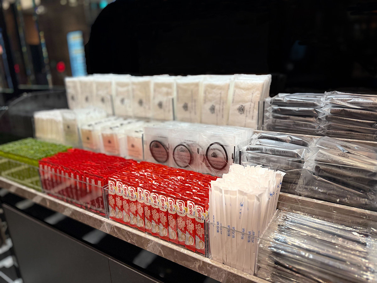 �A���j�e�B�o�[