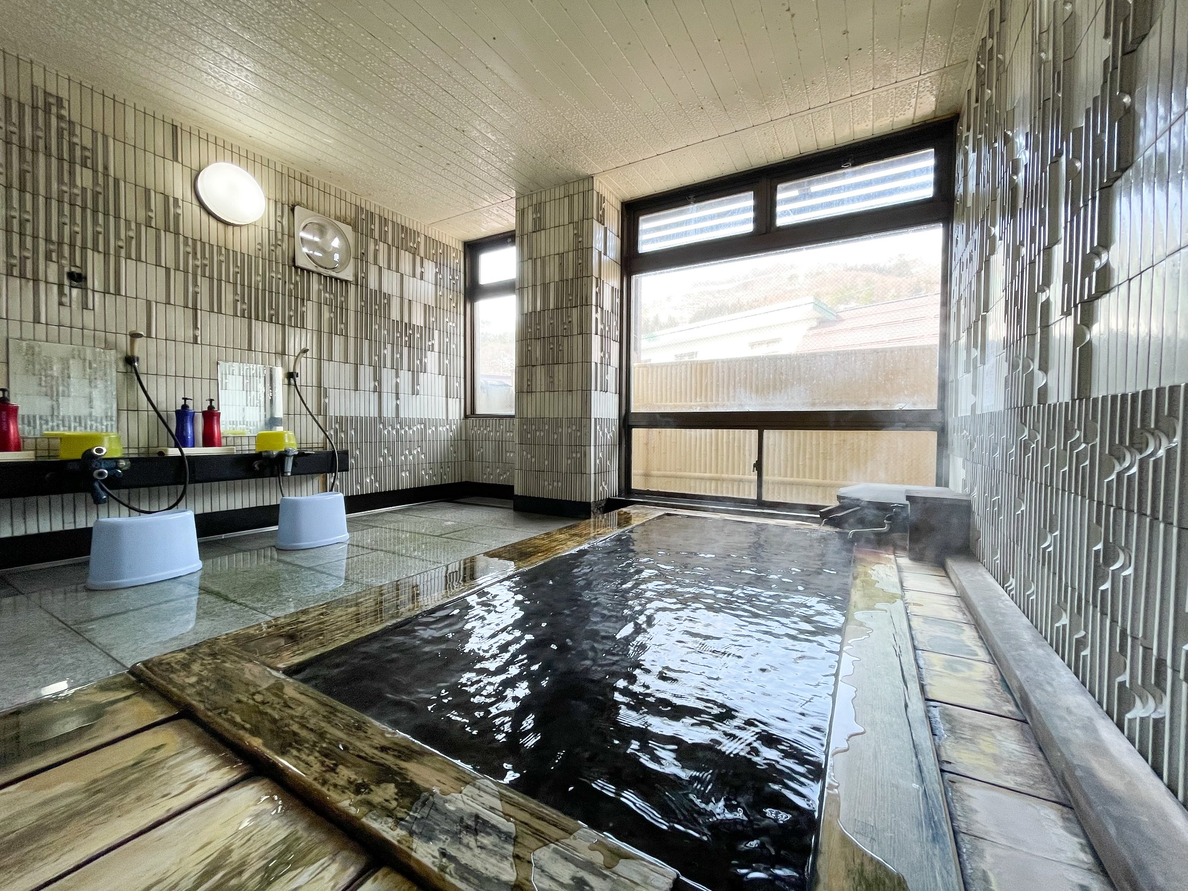 ���򂩂������̓V�R����ł�����胊�t���b�V���B�i���Ȃ�M�߂̉���ł��j