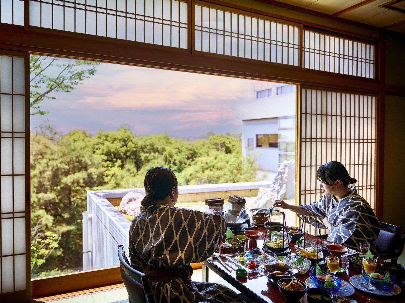 �ɂ݉�Ȍ��C���[�W