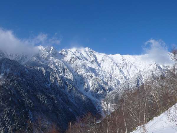 �~�̐���Ԃ͐�i�ł��B