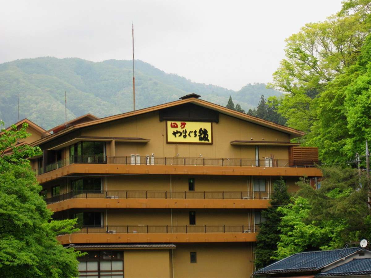 ���O�ρ��l�G�̈ڂ낢���߂��Ŋ����邱�Ƃ��ł���A���R�Ɉ͂܂ꂽ�h�B