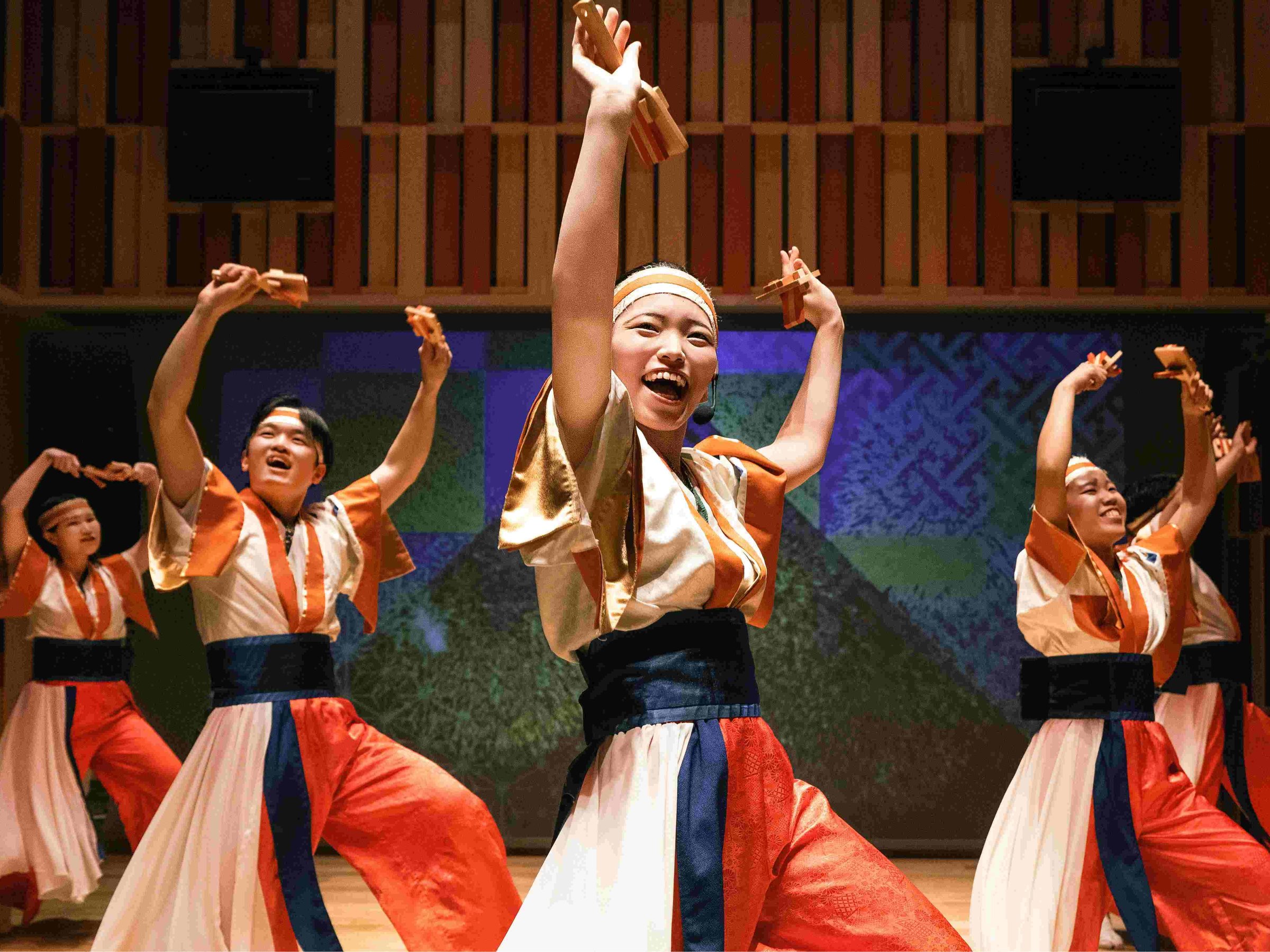 悳yLIVEi21F00` JÁ^ٓCxgj