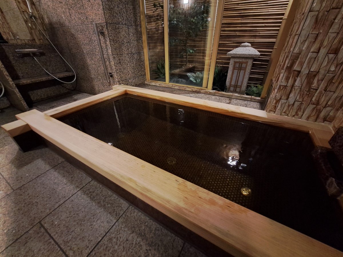 �����C�����@����