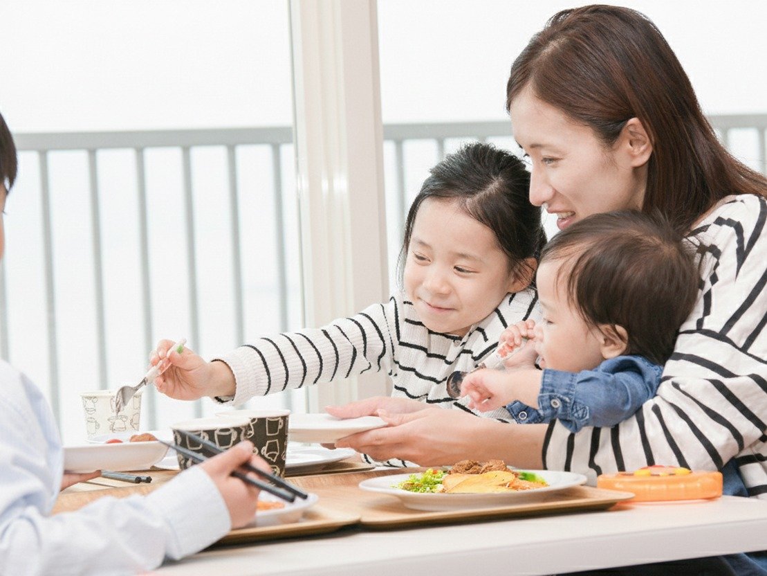 5�Έȉ��̓Y���Q�̂��q�l�́A���H�����ł����������肢�������܂��B���ЁA���Ƒ��ł��y���݂��������B