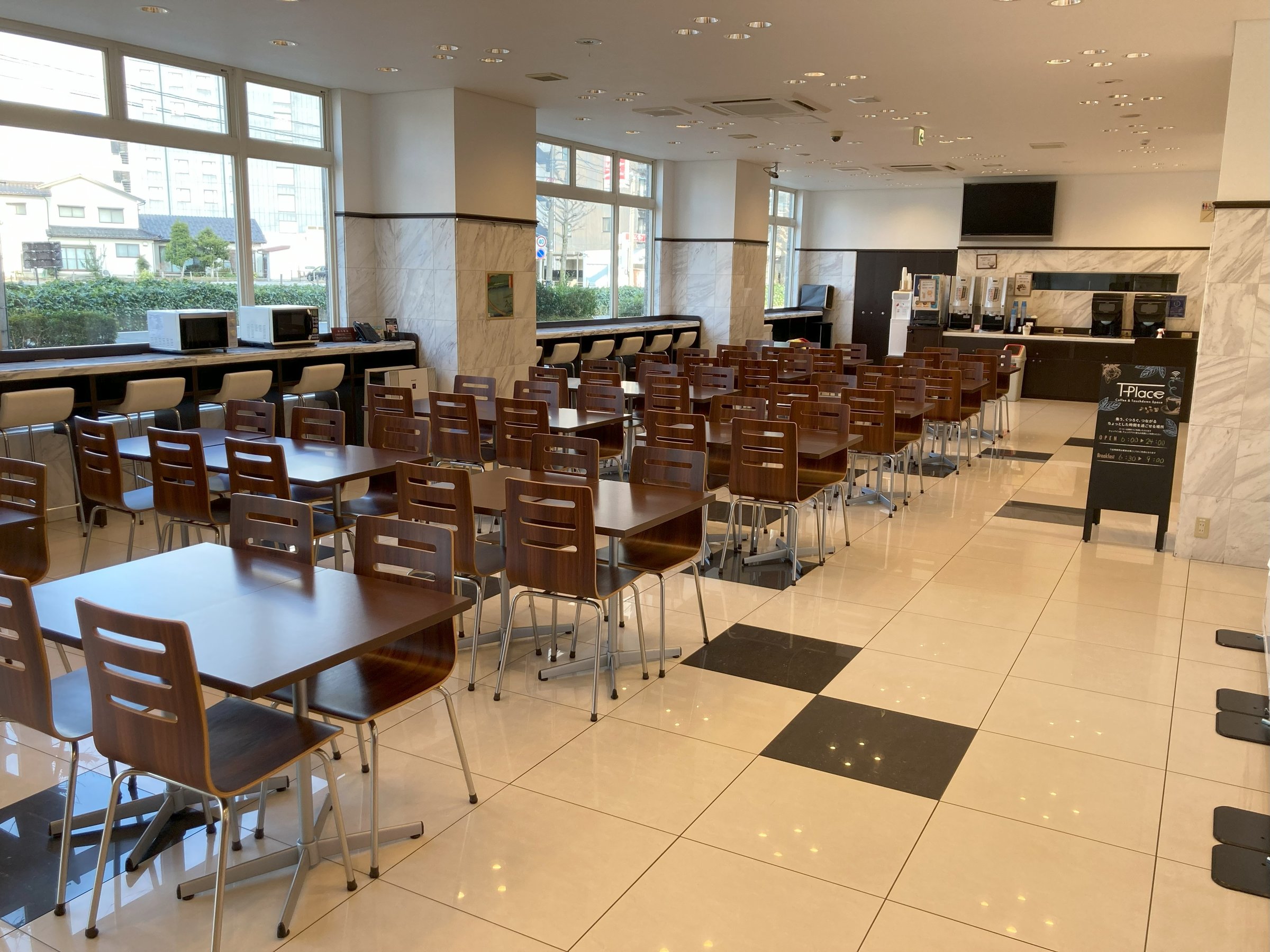 T-Place�i���r�[�j