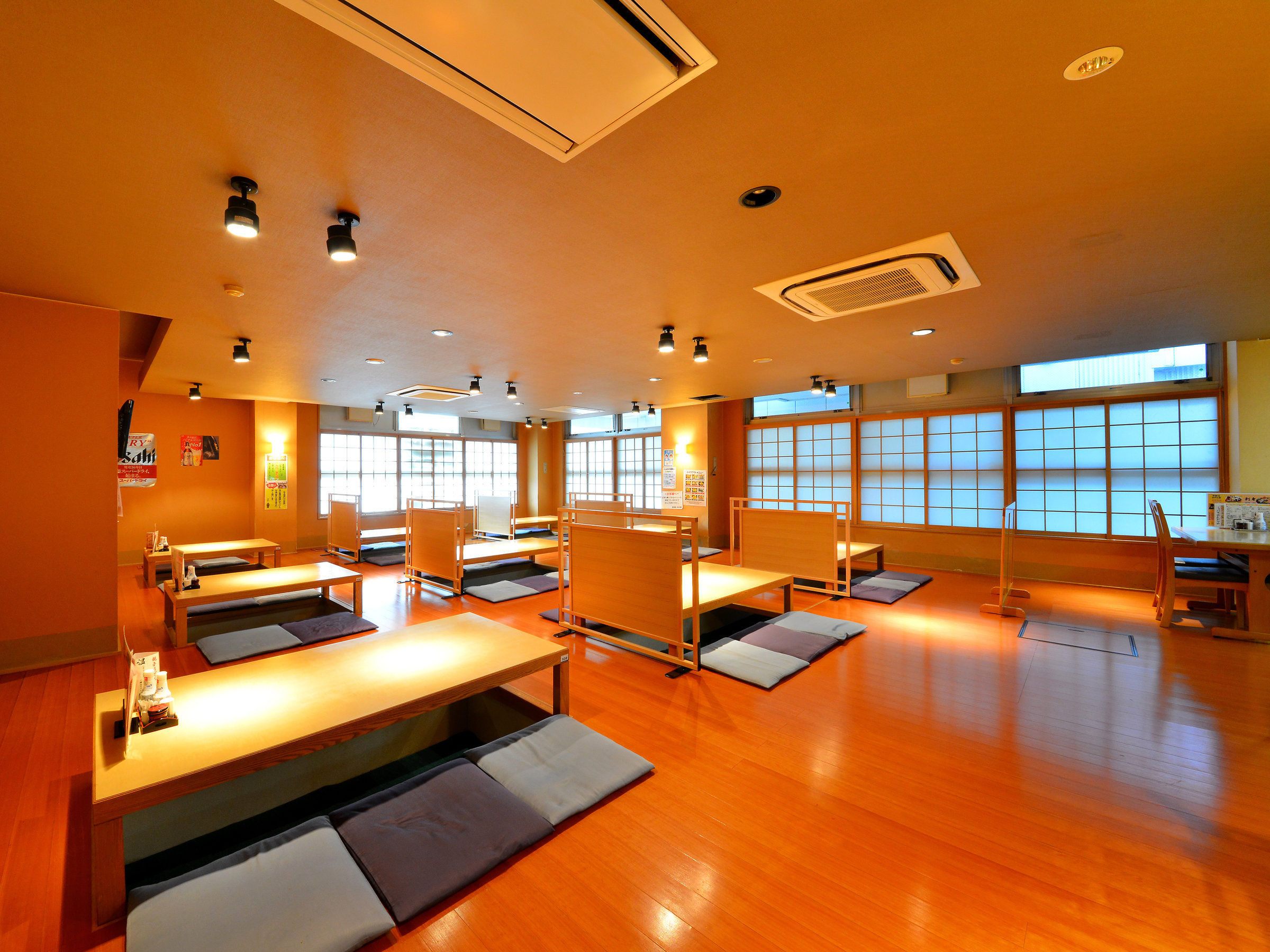 �H����  ���オ���