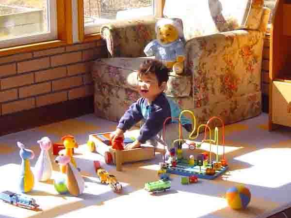 �_�C�j���O���݂̃L�b�Y���[��