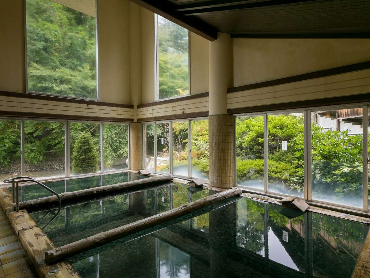 �y�����܌Q�n����T�ʁz�嗁��u�O�̓��v���E���E�ቷ�̓��D�����낤�B���D�݂̉��x�̂������y���߂�B