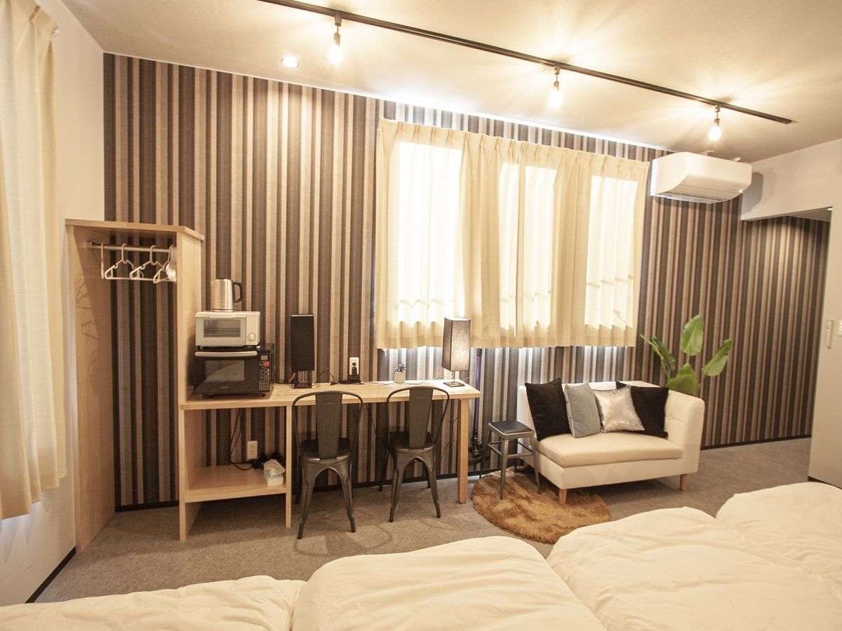 Room 2Tv