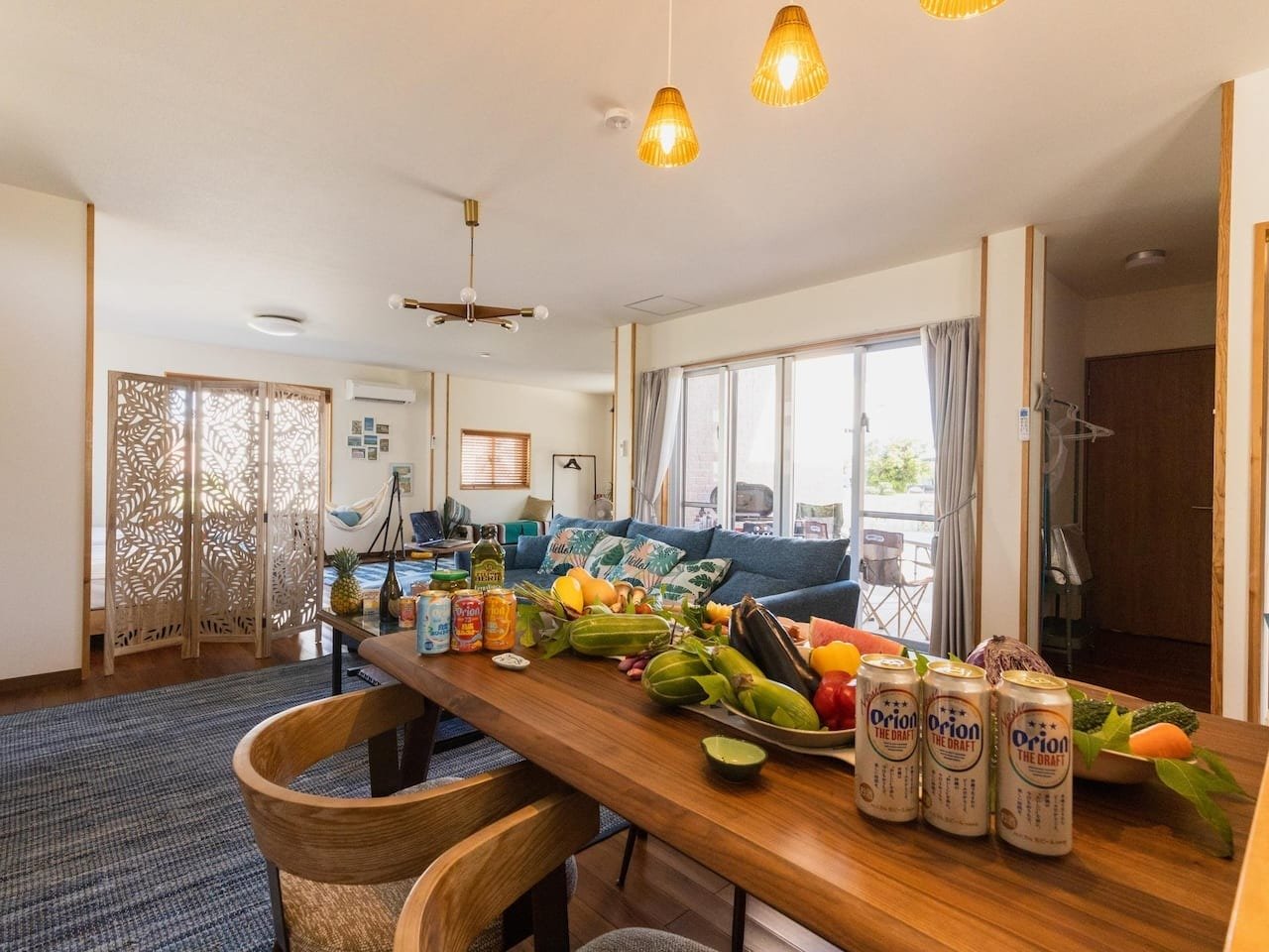 ���r���O���[��